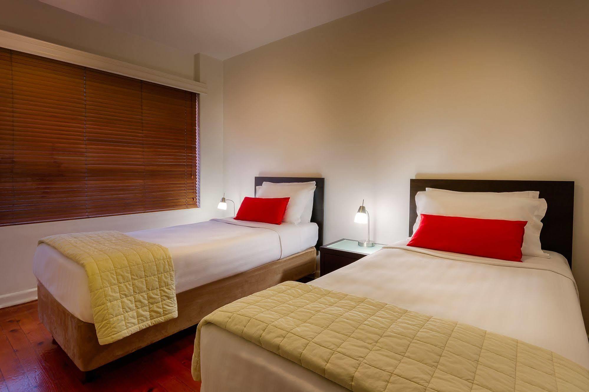 Crest On Barkly Serviced Apartments Melbourne Exterior photo